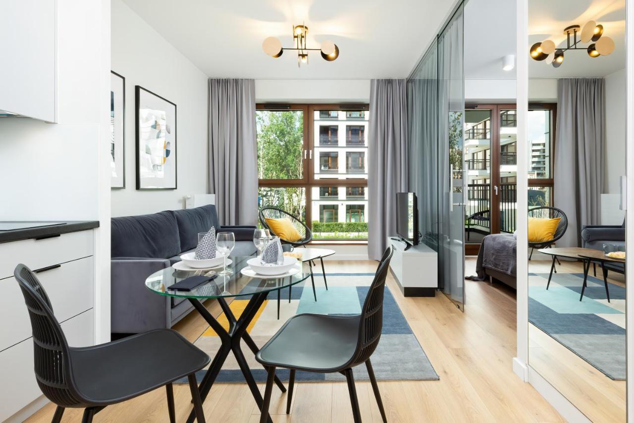 Apartments Browary Warszawskie By Noclegi Renters Warszawa Exteriör bild